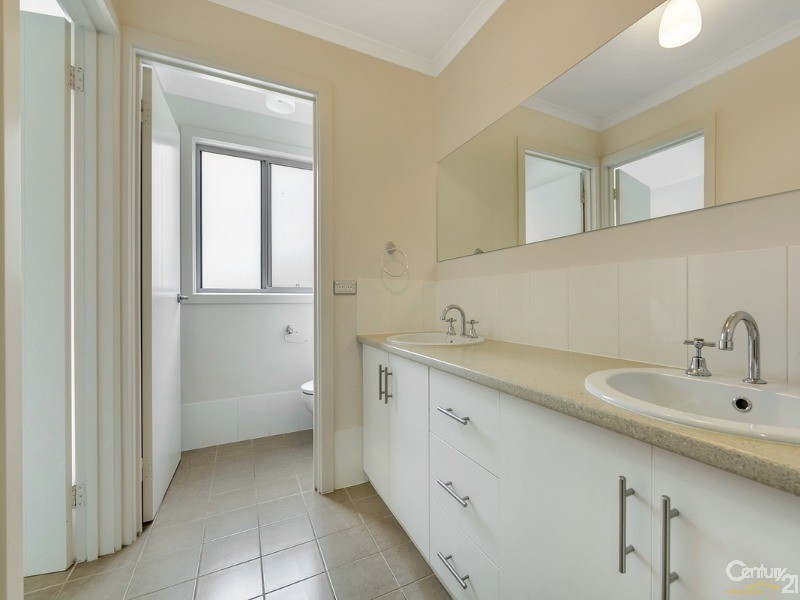 35 Greenwood Drive, St Agnes SA 5097