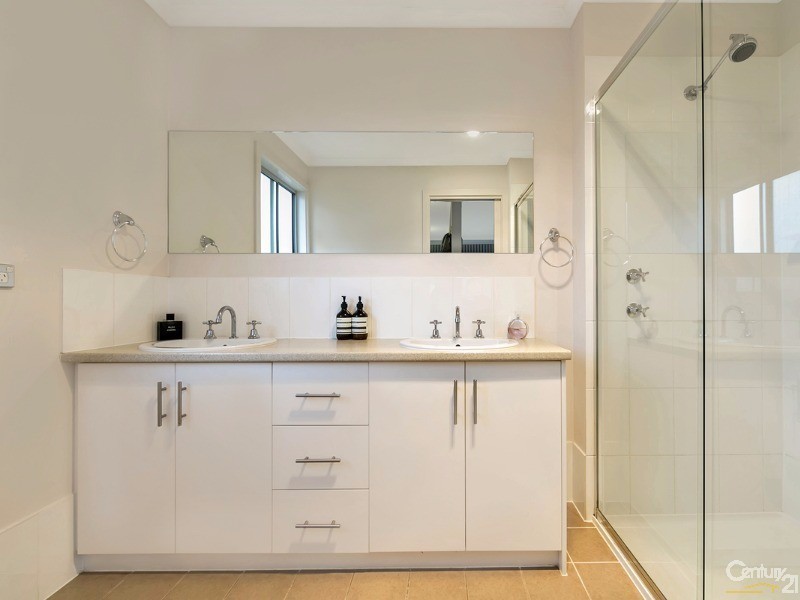 35 Greenwood Drive, St Agnes SA 5097