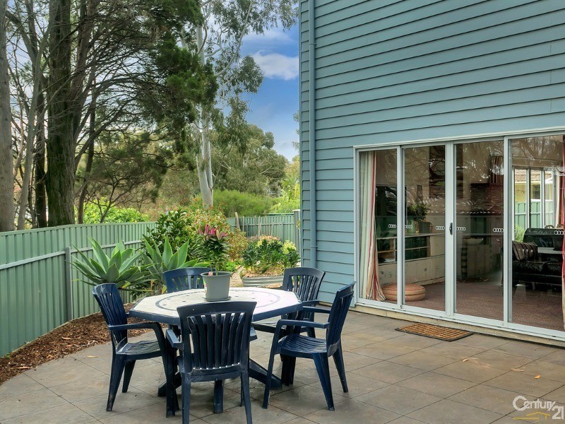 35 Greenwood Drive, St Agnes SA 5097