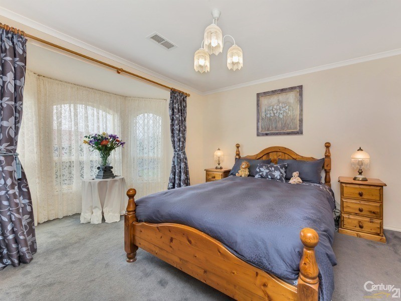 40 Harvey Ave, Walkley Heights SA 5098