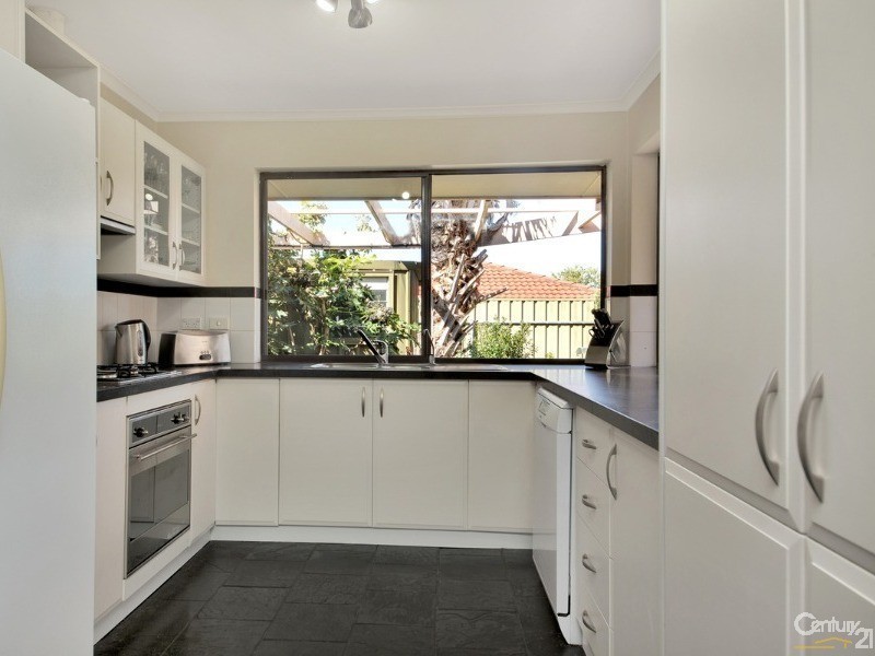 16 Stillwell Court, Greenwith SA 5125