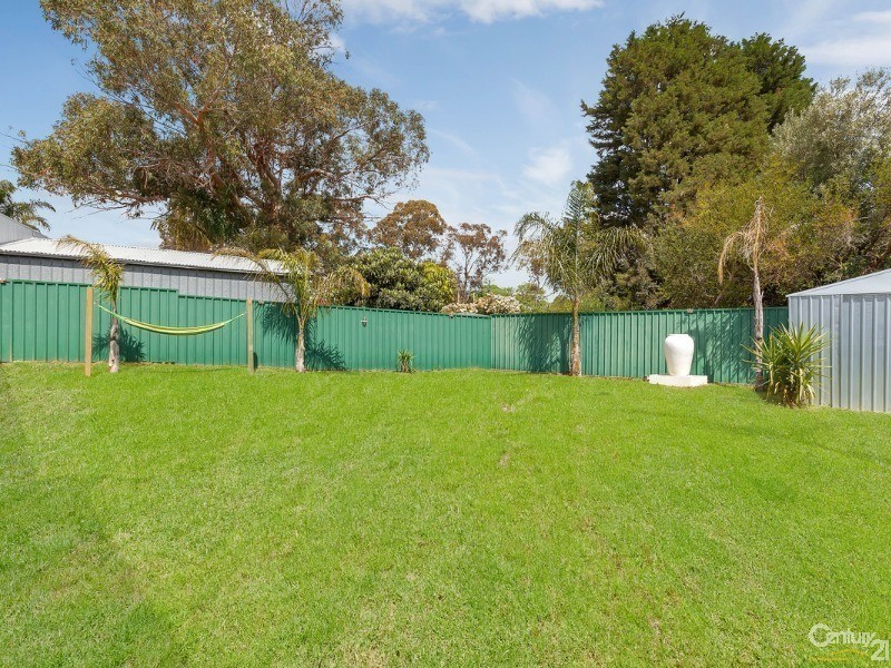 4 Yarramie Ave, Banksia Park SA 5091