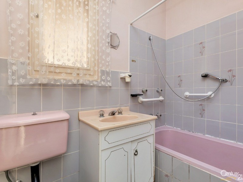 28 Andrews Road, Elizabeth Downs SA 5113