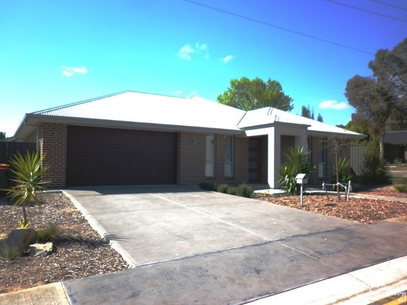 18A Cottenham Road, Banksia Park SA 5091