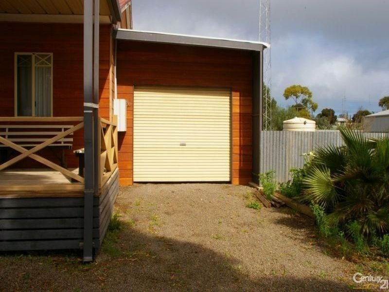76 Monmouth Street, Moonta Bay SA 5558