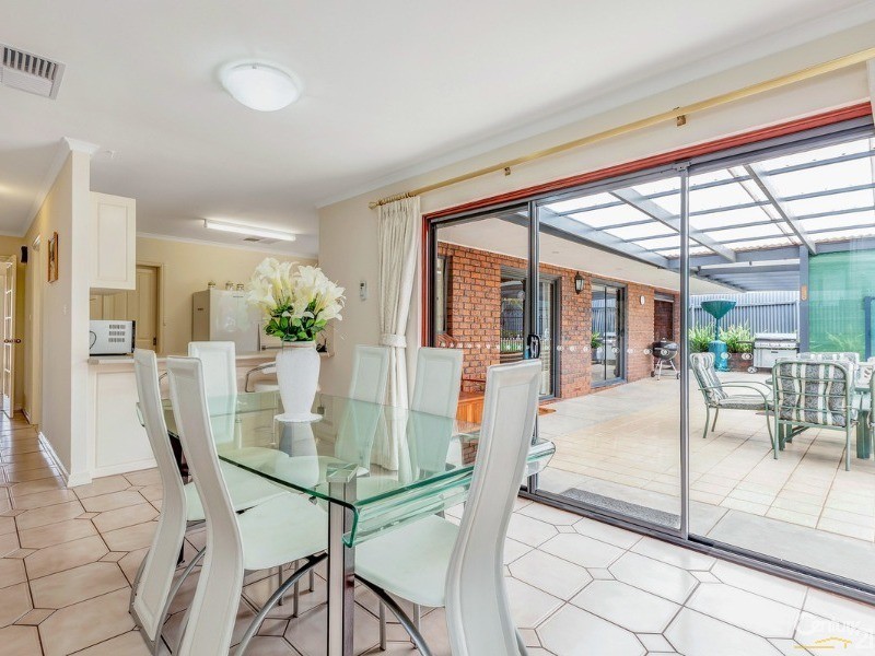 2 Olympus Avenue, Modbury Heights SA 5092