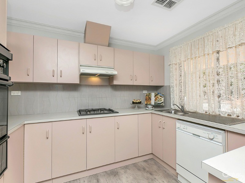 2/7 Whiting Road, St Agnes SA 5097