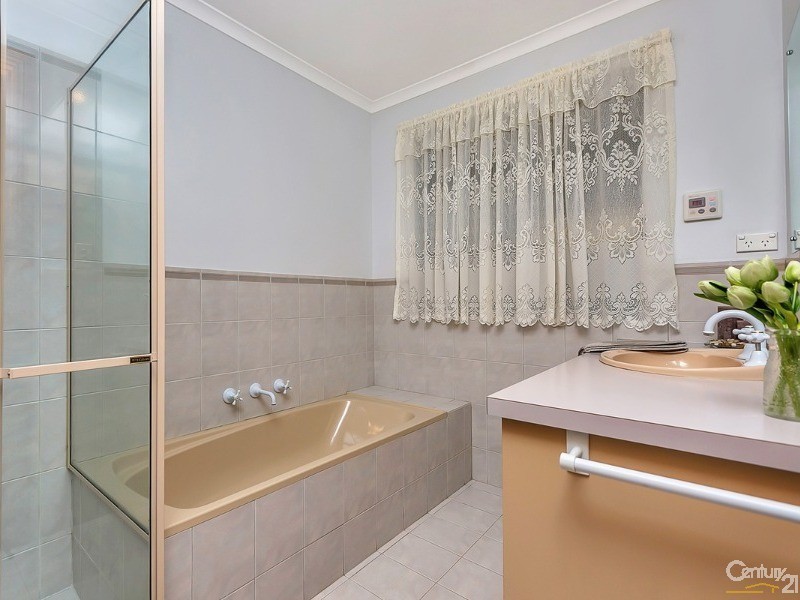 2/7 Whiting Road, St Agnes SA 5097