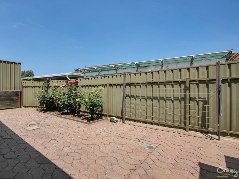 2/7 Whiting Road, St Agnes SA 5097