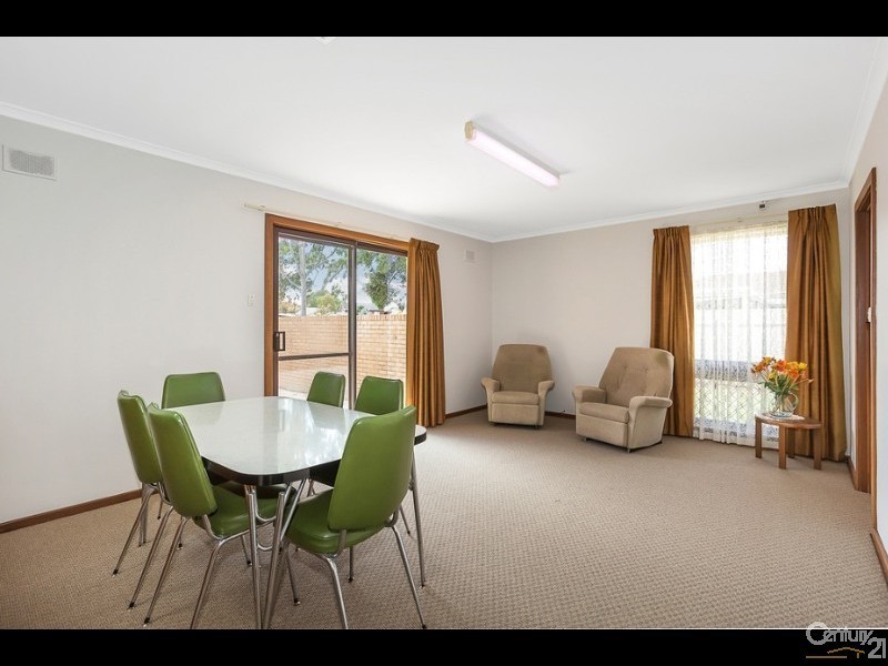 26 Meakin Tce, Seaton SA 5023