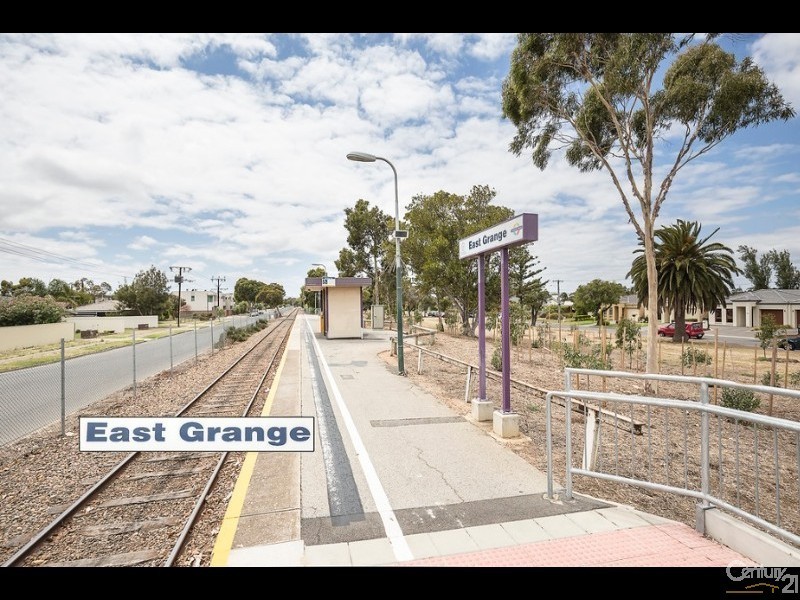 26 Meakin Tce, Seaton SA 5023