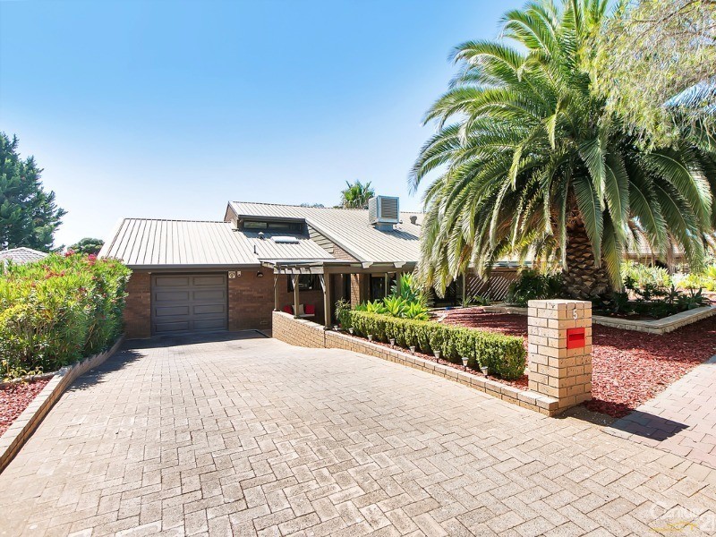 5 Swallow Ave, Modbury Heights SA 5092