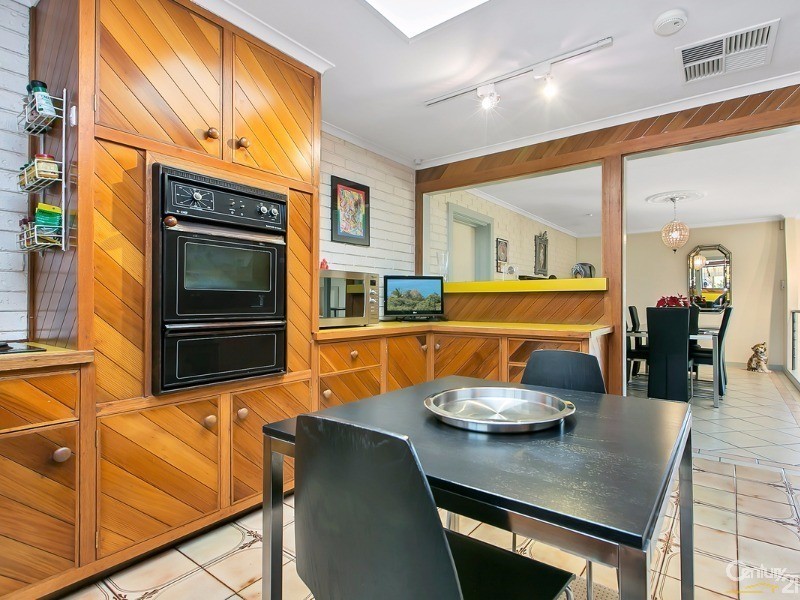5 Swallow Ave, Modbury Heights SA 5092