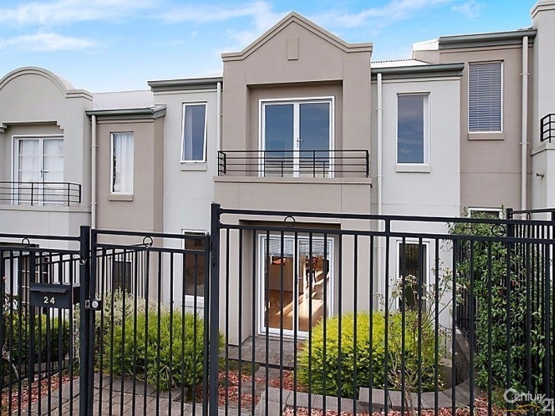 2/4 Merlot Court, Wynn Vale SA 5127