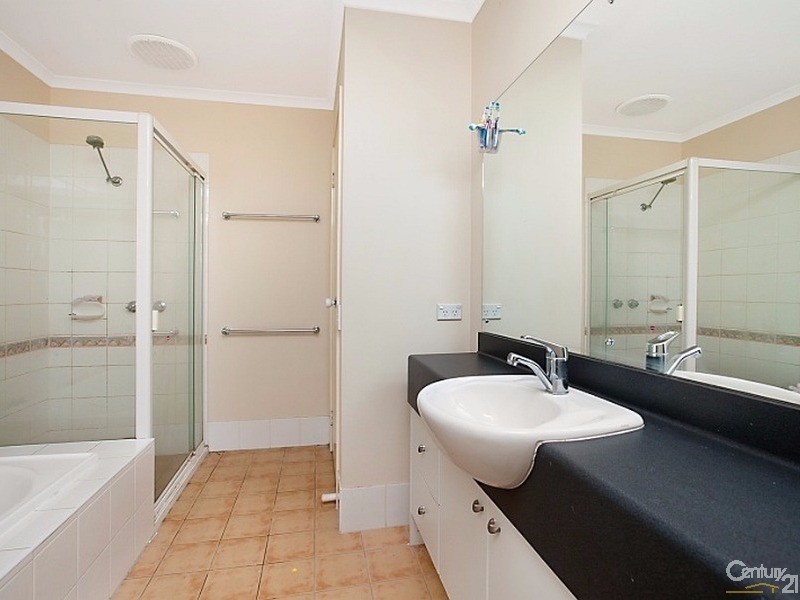 2/4 Merlot Court, Wynn Vale SA 5127