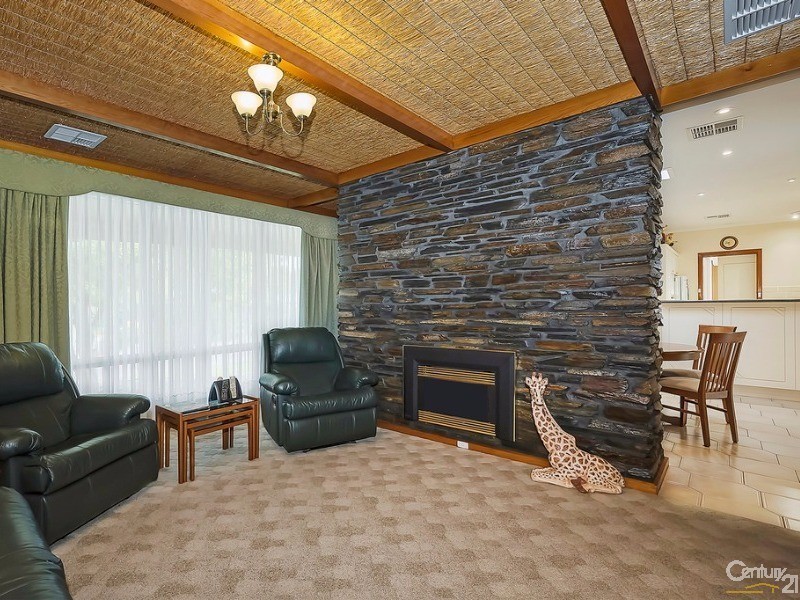 25 Grevillea drive, Banksia Park SA 5091