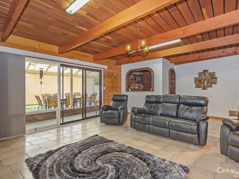 25 Grevillea drive, Banksia Park SA 5091