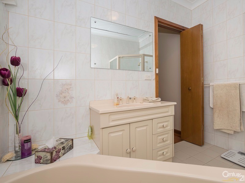 25 Grevillea drive, Banksia Park SA 5091