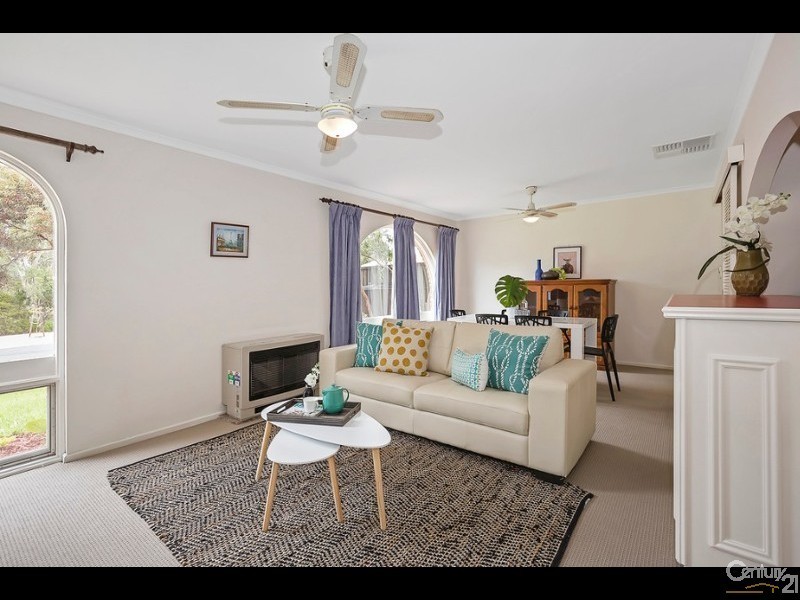 19 Gifford Avenue, St Agnes SA 5097