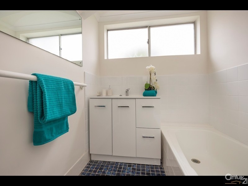 19 Gifford Avenue, St Agnes SA 5097