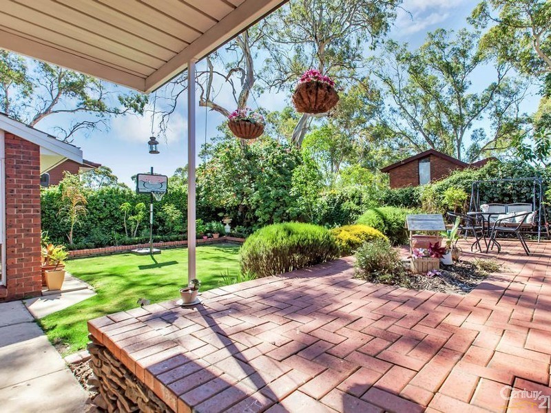 12 Nunyah Drive, Banksia Park SA 5091