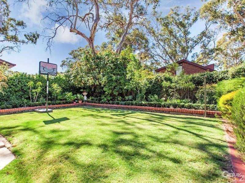 12 Nunyah Drive, Banksia Park SA 5091