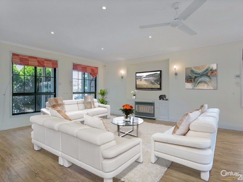21 Mumford Avenue, St Agnes SA 5097