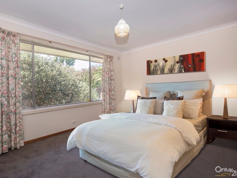 100 Billabong Rd, Modbury Heights SA 5092