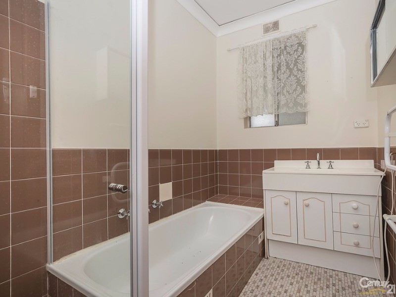 100 Billabong Rd, Modbury Heights SA 5092