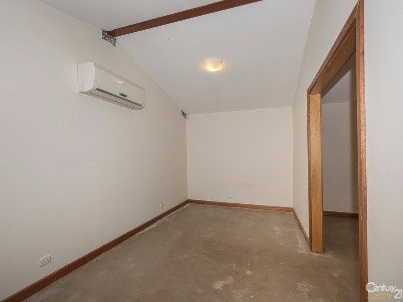 100 Billabong Rd, Modbury Heights SA 5092