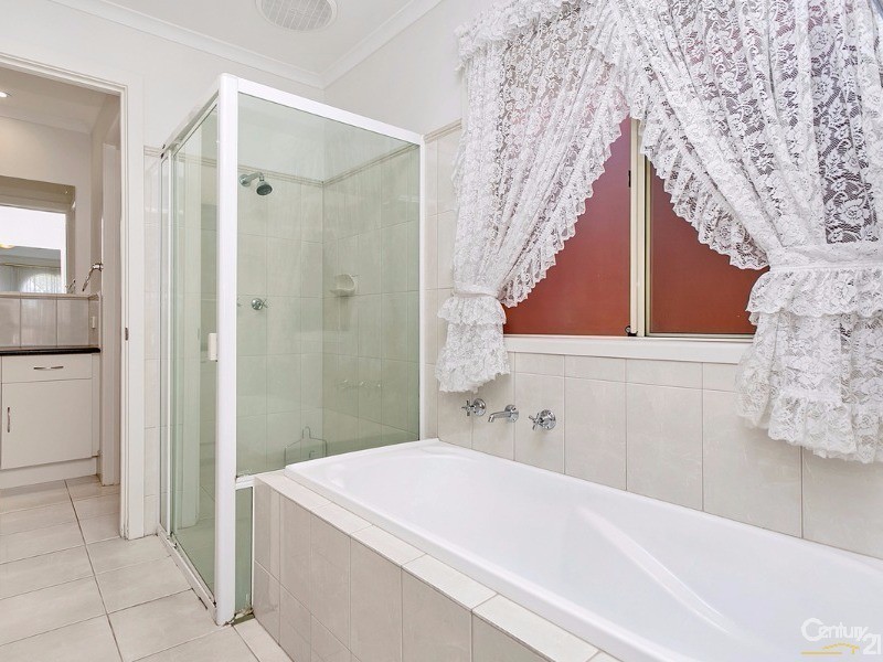 6 Creekview Drive, Walkley Heights SA 5098