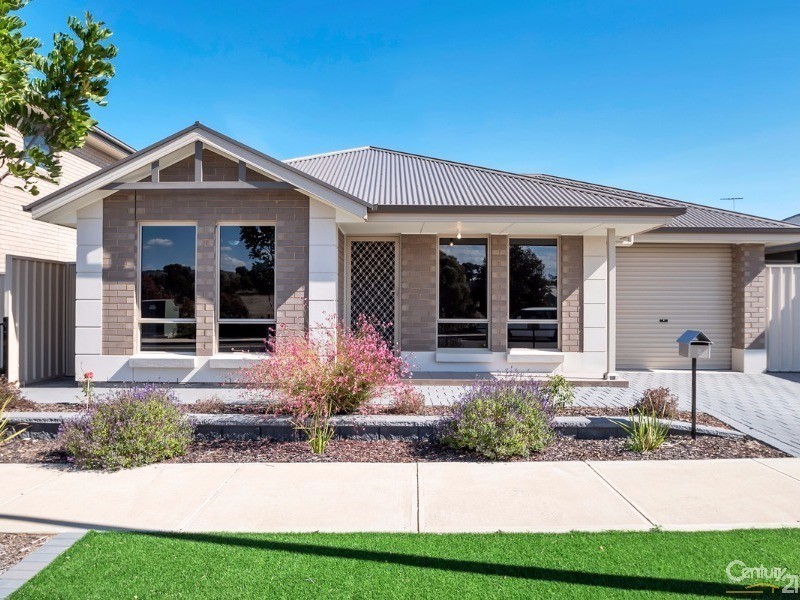 5 Oakridge Circuit, Golden Grove SA 5125