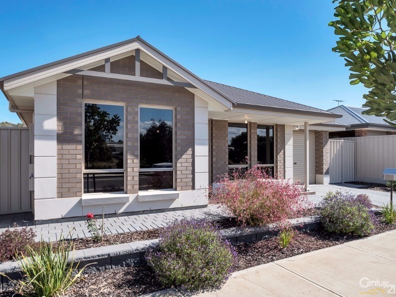 5 Oakridge Circuit, Golden Grove SA 5125