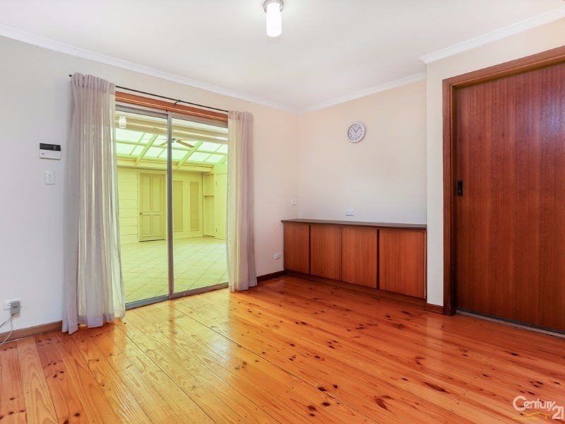 21 Kirk Street, Redwood Park SA 5097