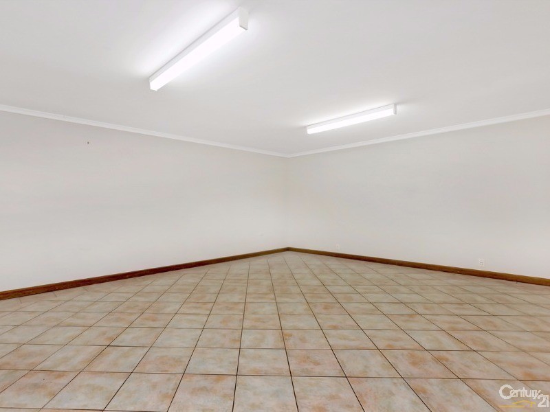 21 Kirk Street, Redwood Park SA 5097