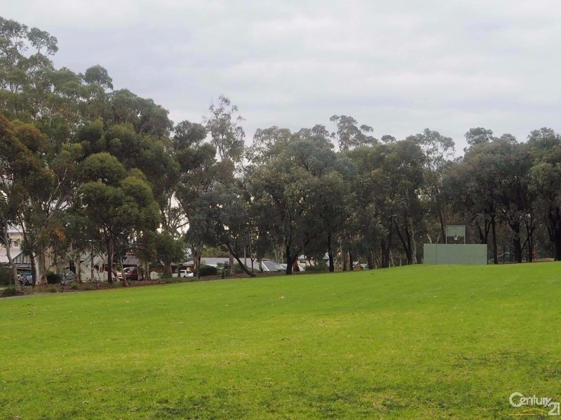 26 Allan Street, Vista SA 5091