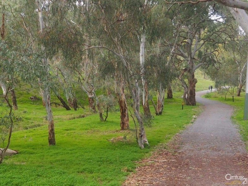 26 Allan Street, Vista SA 5091