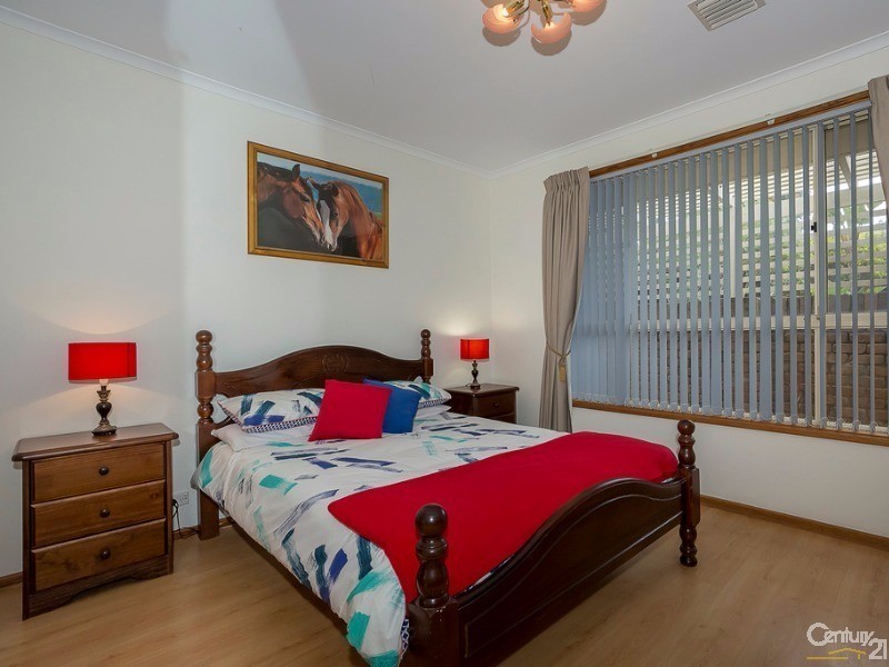 13 Oradala Court, Salisbury Heights SA 5109