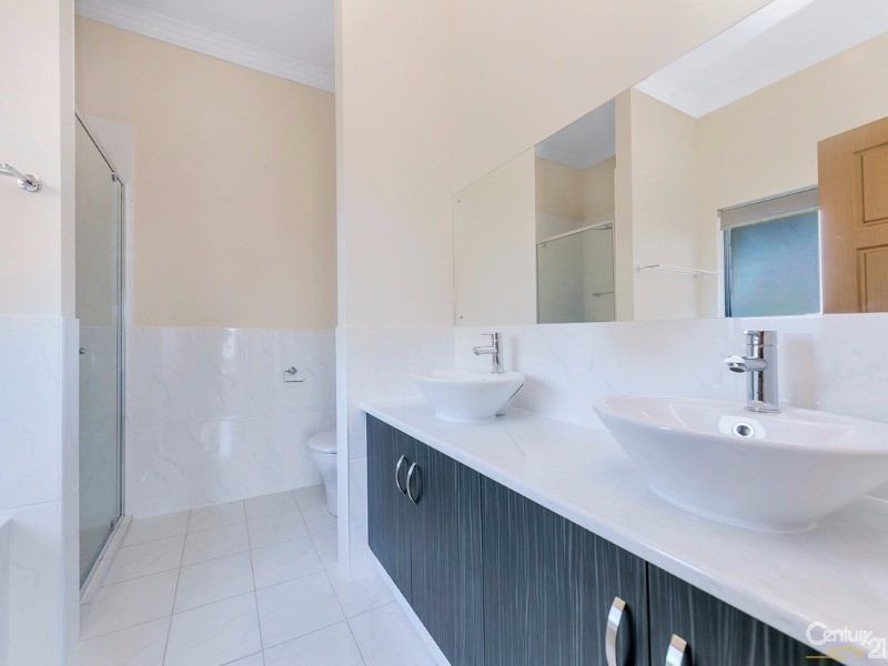 11 Falcon Drive, Hewett SA 5118