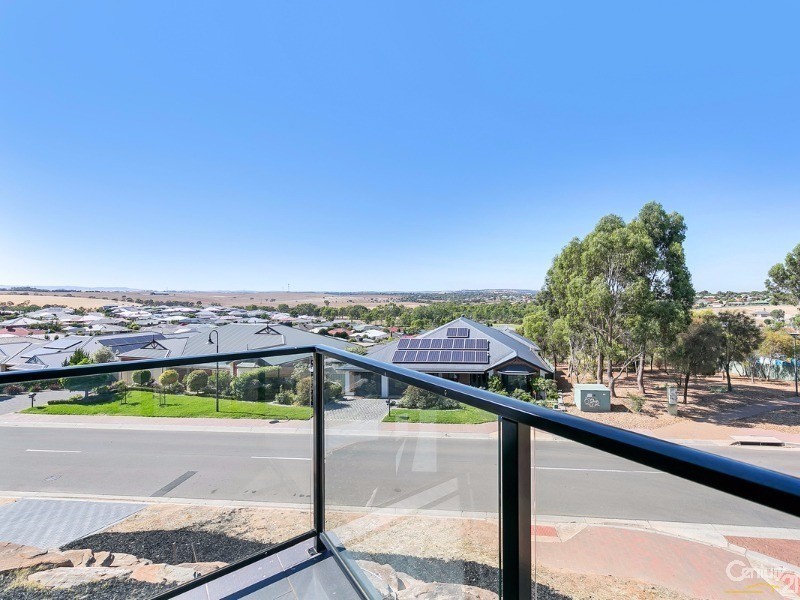 11 Falcon Drive, Hewett SA 5118
