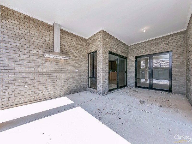 11 Falcon Drive, Hewett SA 5118
