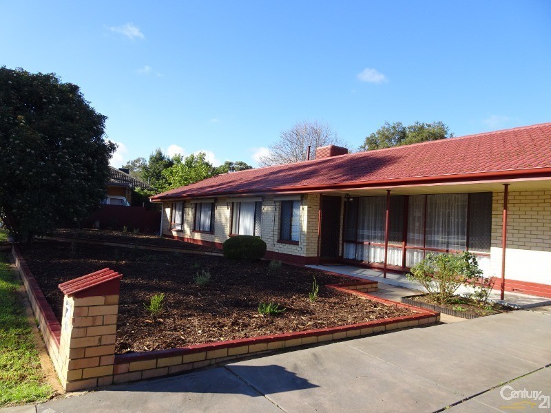 11 Carnarvon Avenue, Redwood Park SA 5097