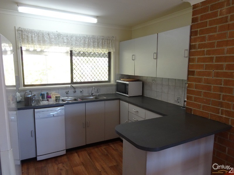 11 Carnarvon Avenue, Redwood Park SA 5097