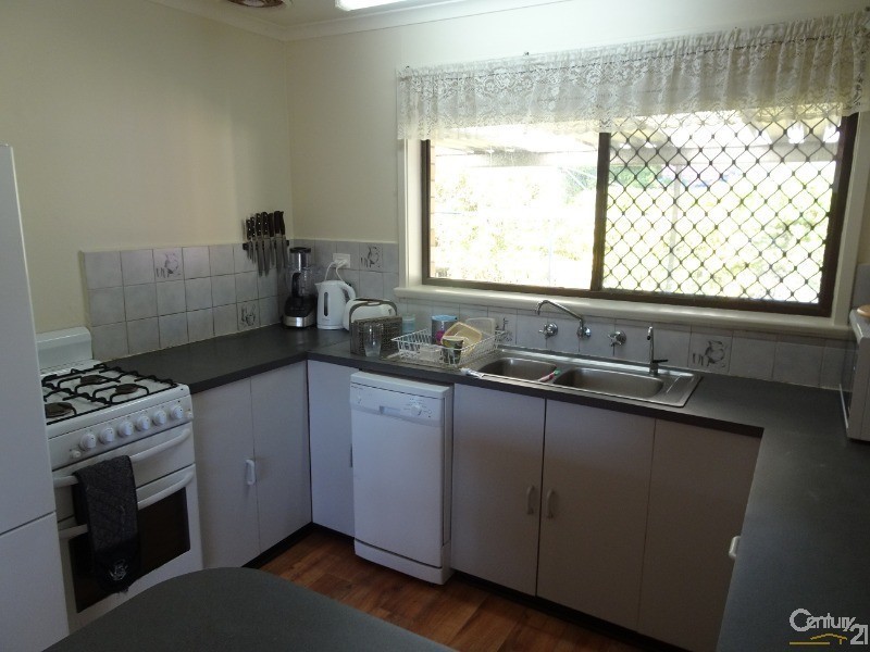 11 Carnarvon Avenue, Redwood Park SA 5097