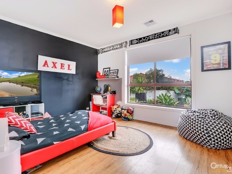 2 Ross Court, Para Vista SA 5093