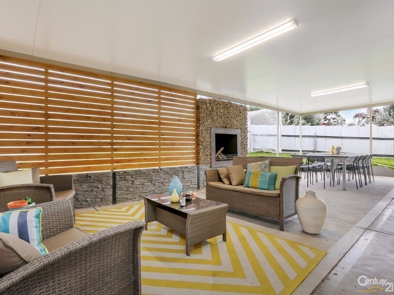 2 Ross Court, Para Vista SA 5093