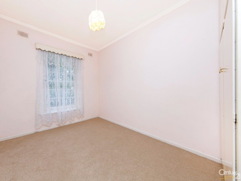 1 Tarraleah Street, Banksia Park SA 5091