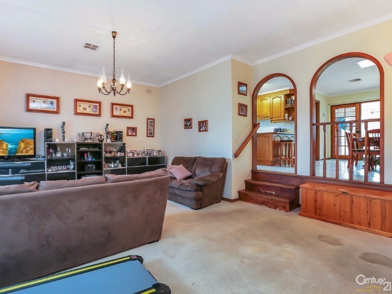 44 Carnoustie Avenue, Fairview Park SA 5126