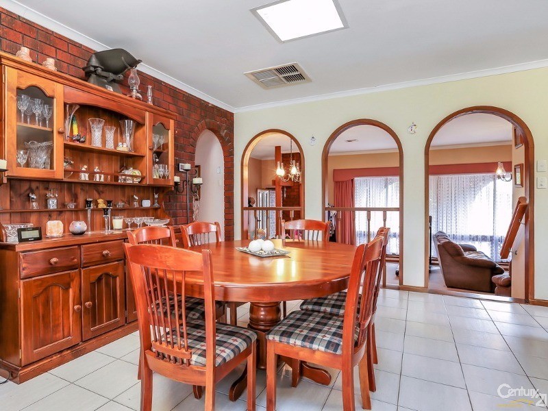 44 Carnoustie Avenue, Fairview Park SA 5126