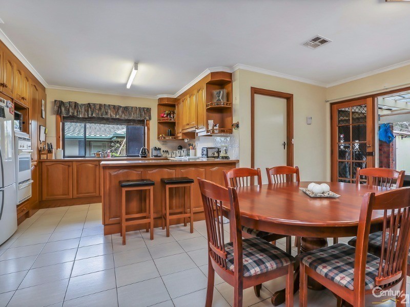 44 Carnoustie Avenue, Fairview Park SA 5126